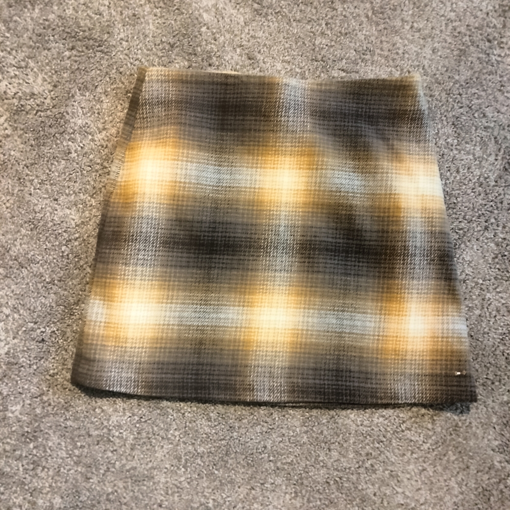 Tommy Hilfiger Vintage Checkered Mini Skirt in Gray and Gold